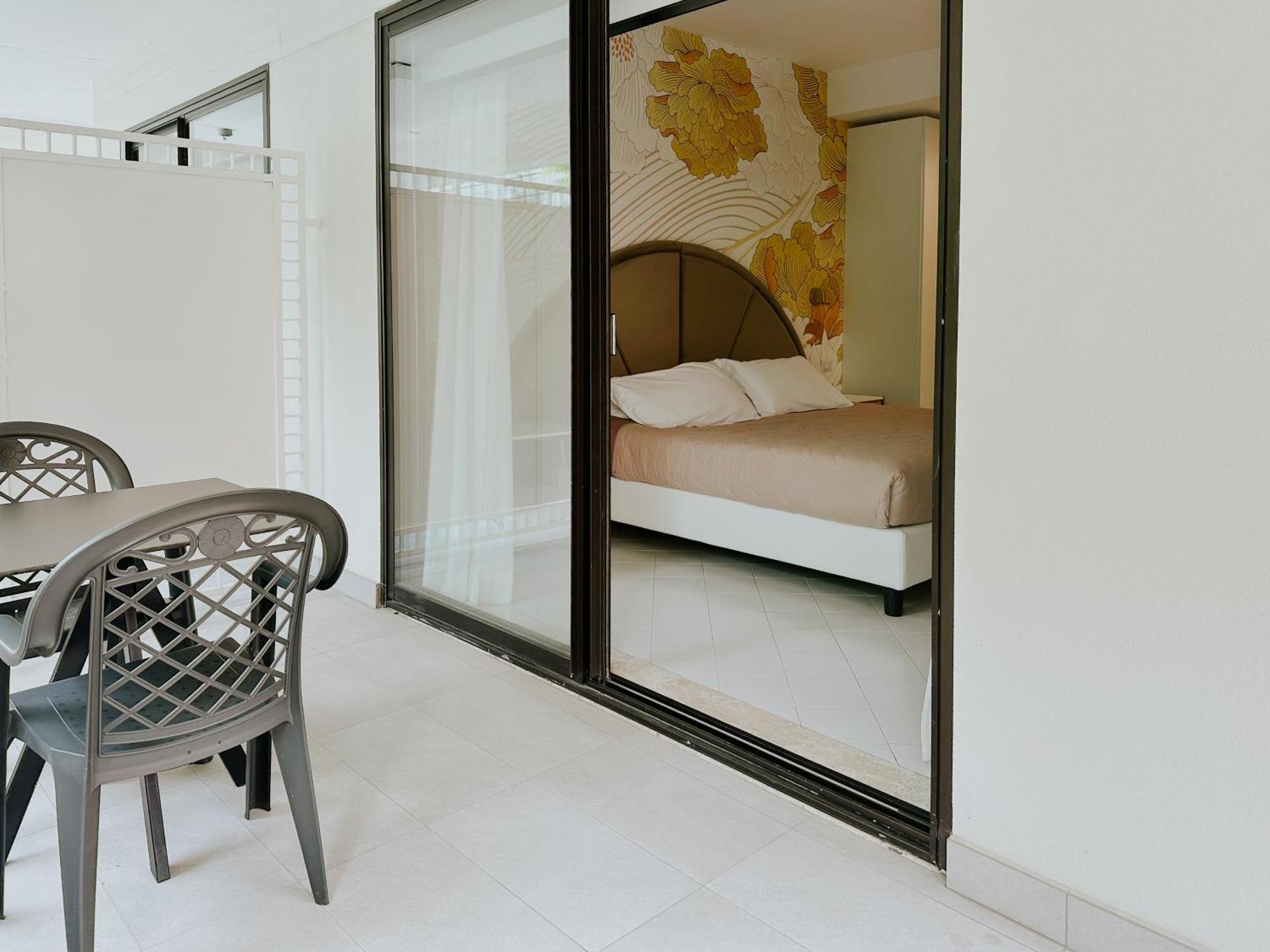 Hotel President - Vintage Hotel in centro Riccione Esterno foto