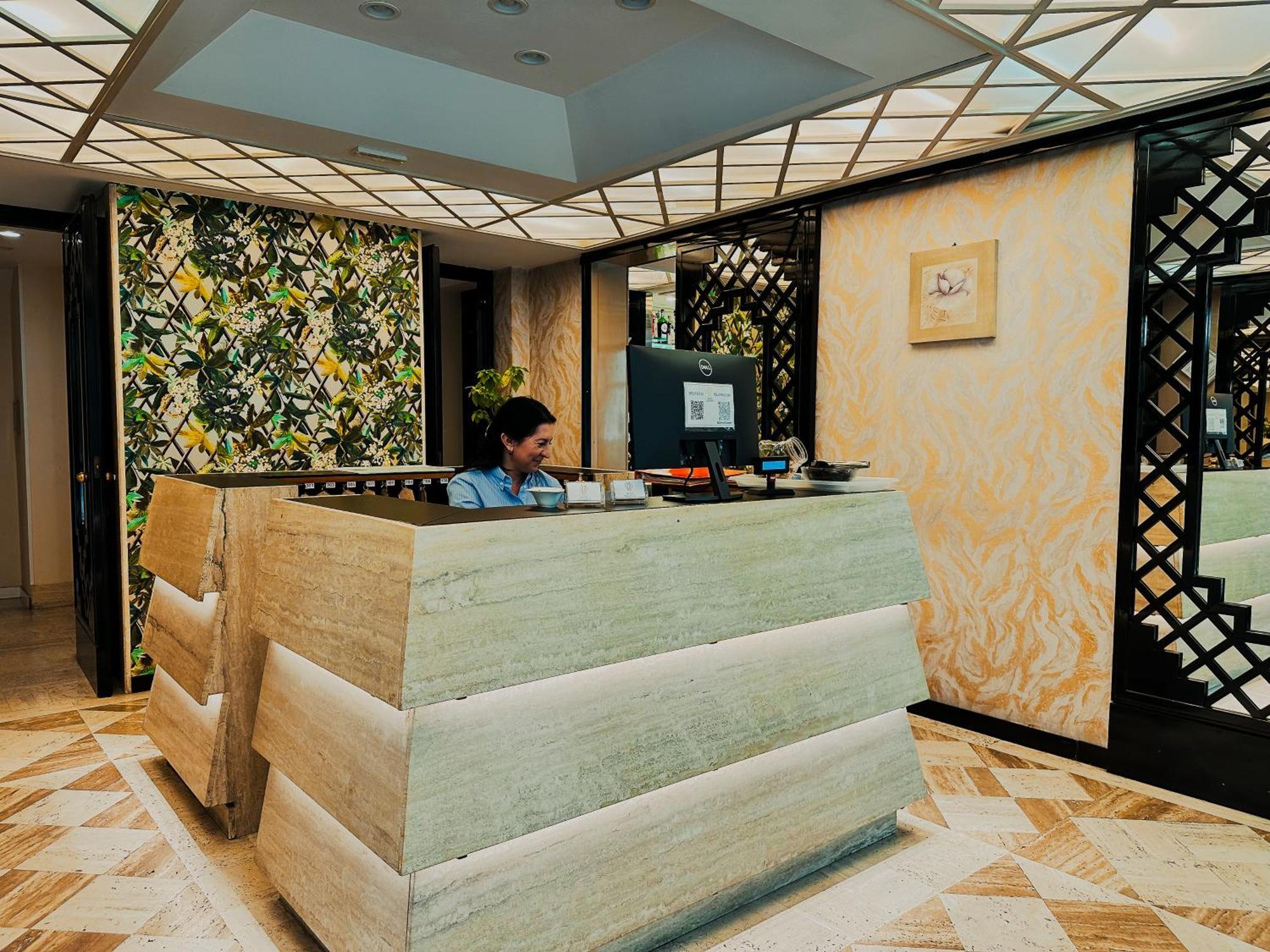 Hotel President - Vintage Hotel in centro Riccione Esterno foto
